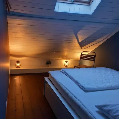 L'atelier - Urbain Chaleureux Holiday home Saint-Hubert